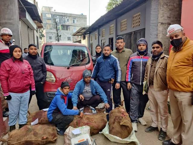 Assam: Dibrugarh police arrested 3 cattle thieves, 8 bags containing 423 kg of beaf meat seized