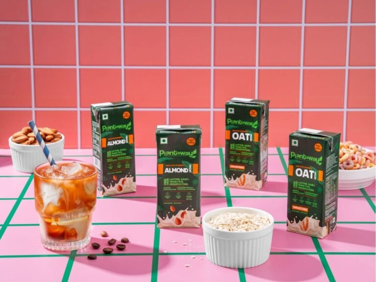 Plantaway Banks On Convenience: Introduces 200ml Oat and Almond Mylk Packs